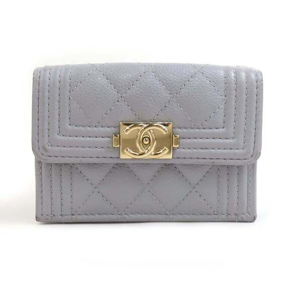 CHANEL Authentic Gray Caviar Leather Wallet